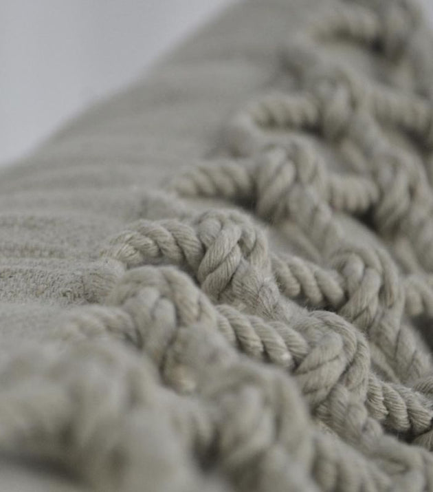 Capa de Almofada Macramê Corda Areia: Textura, Conforto e Estilo Boho Chic