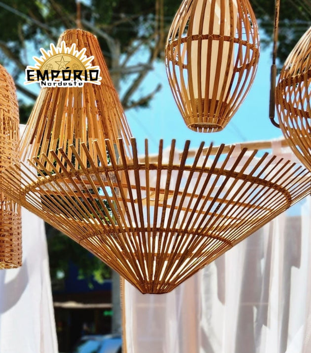 Luminária Chapéu invertido.