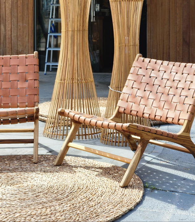 Poltrona Teca Couro Legítimo.