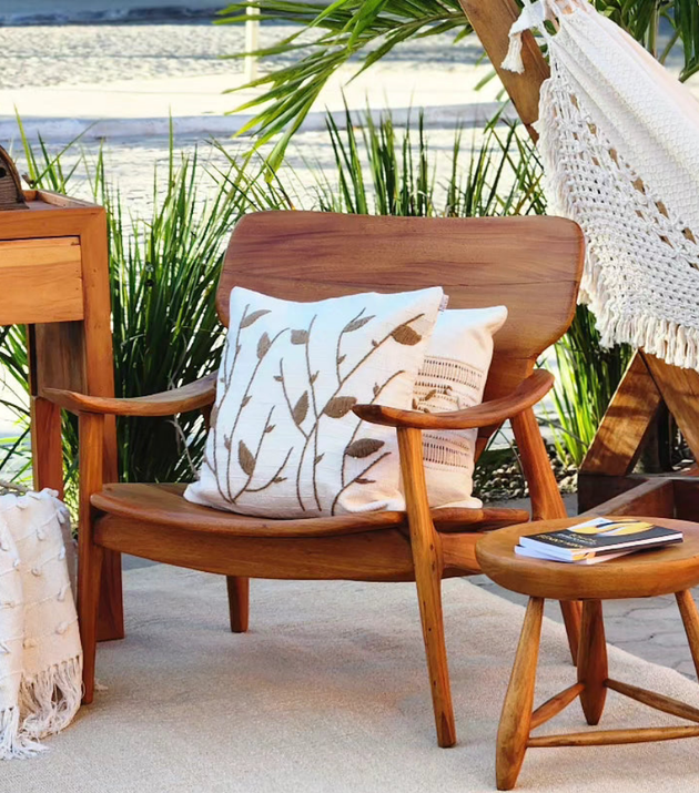 Poltrona Diz - Sergio Rodrigues (Releitura)