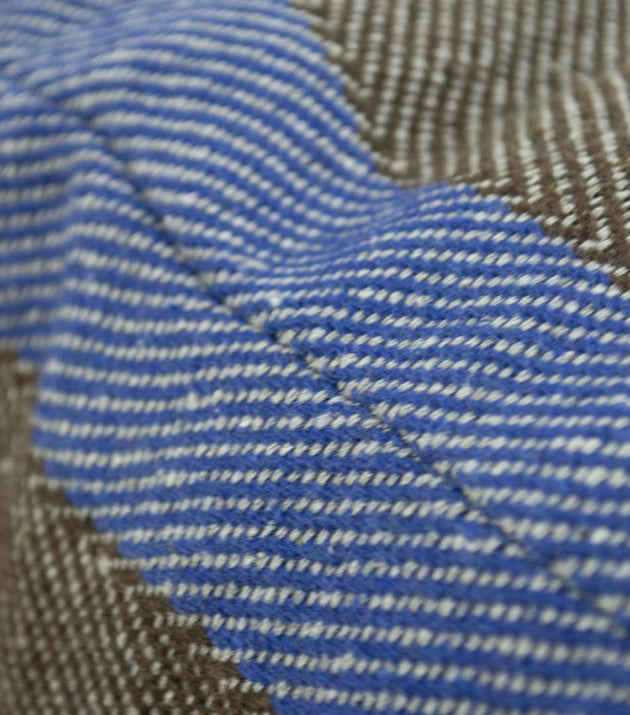 Capa de Almofada Decorativa Terra Céu: Conforto Artesanal para seu Lar