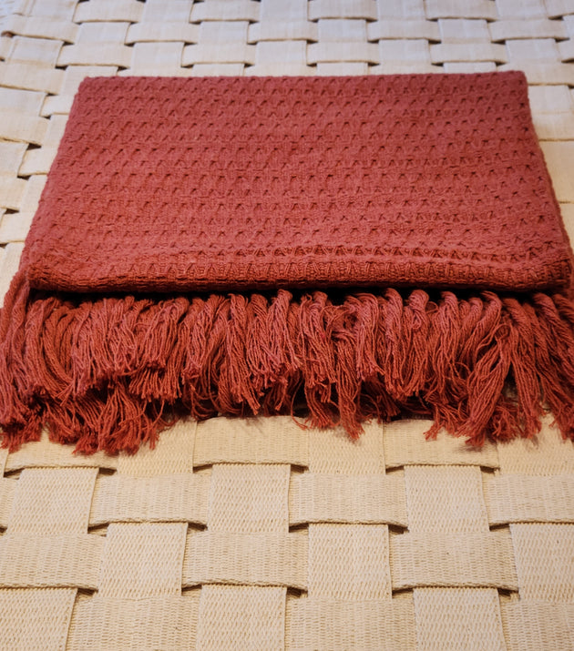 Manta Xale Favo de Mel Trabalhado Sofá. 140 x 160cm