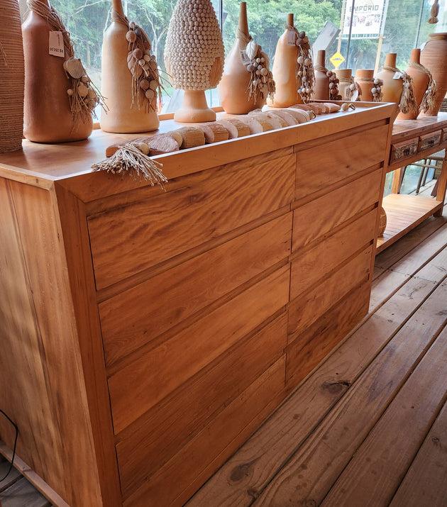 Cômoda 10 Gavetas Peroba Rosa.