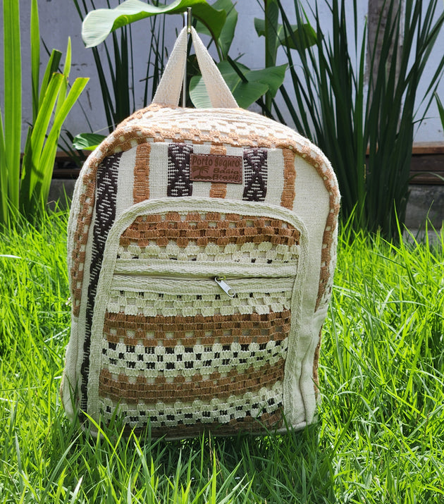 Mochila Tricô Porto Seguro.