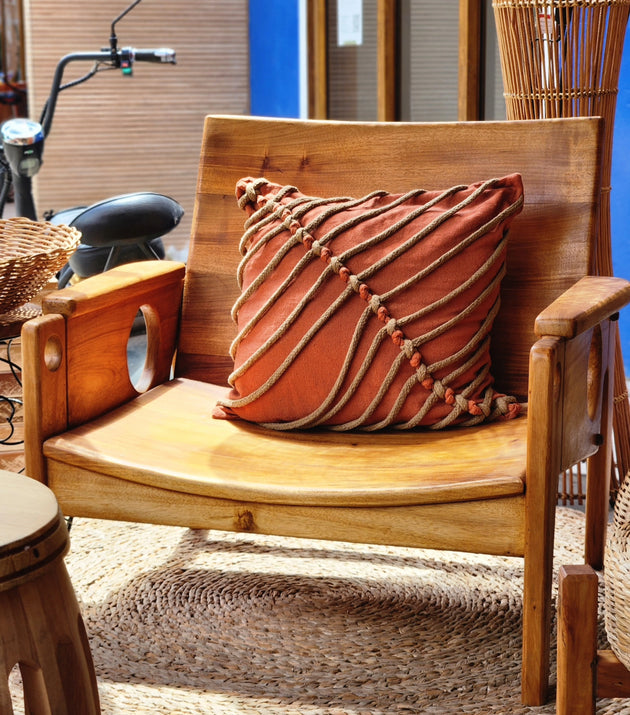 Poltrona São Paulo.