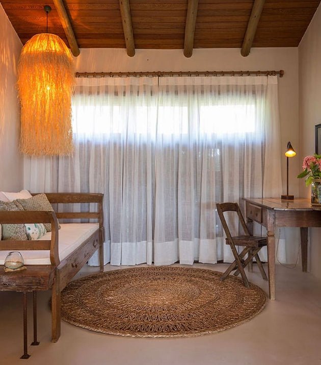 Luminária Cabeluda Palha da costa.