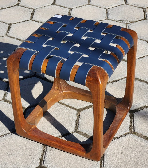 Banco Bungalow Couro Legítimo.