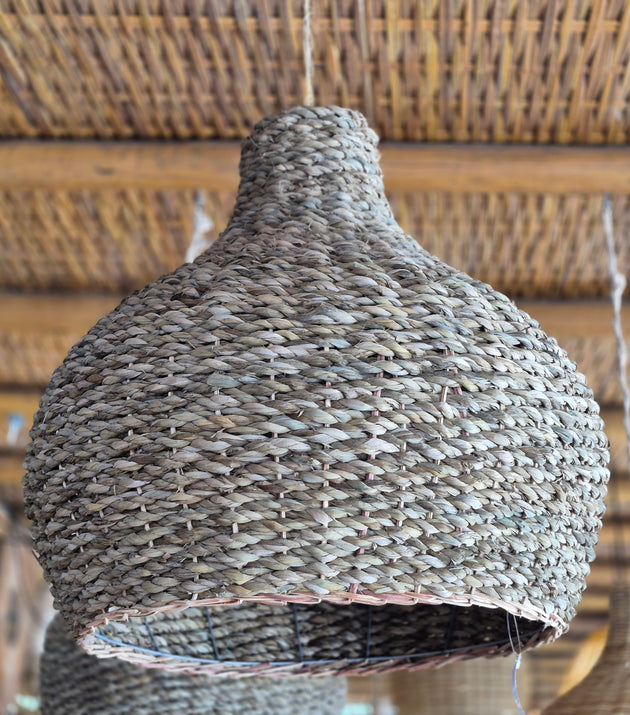 Luminária Gota em Corda de Taboa. P/M/G