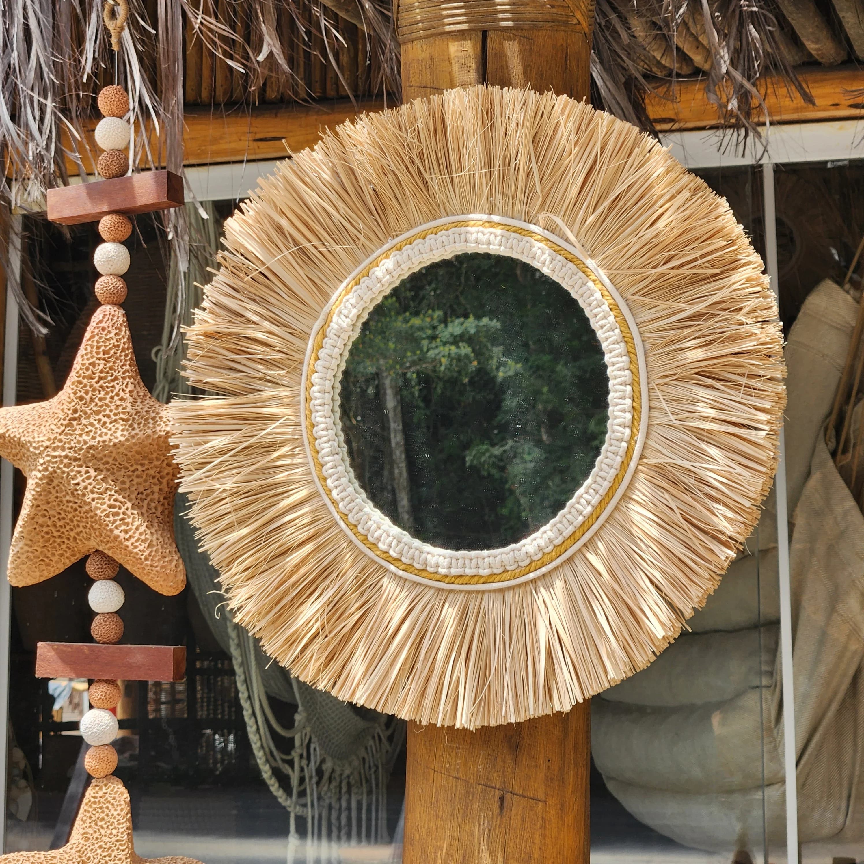 Espelho Palha da Costa c/ Macramê.