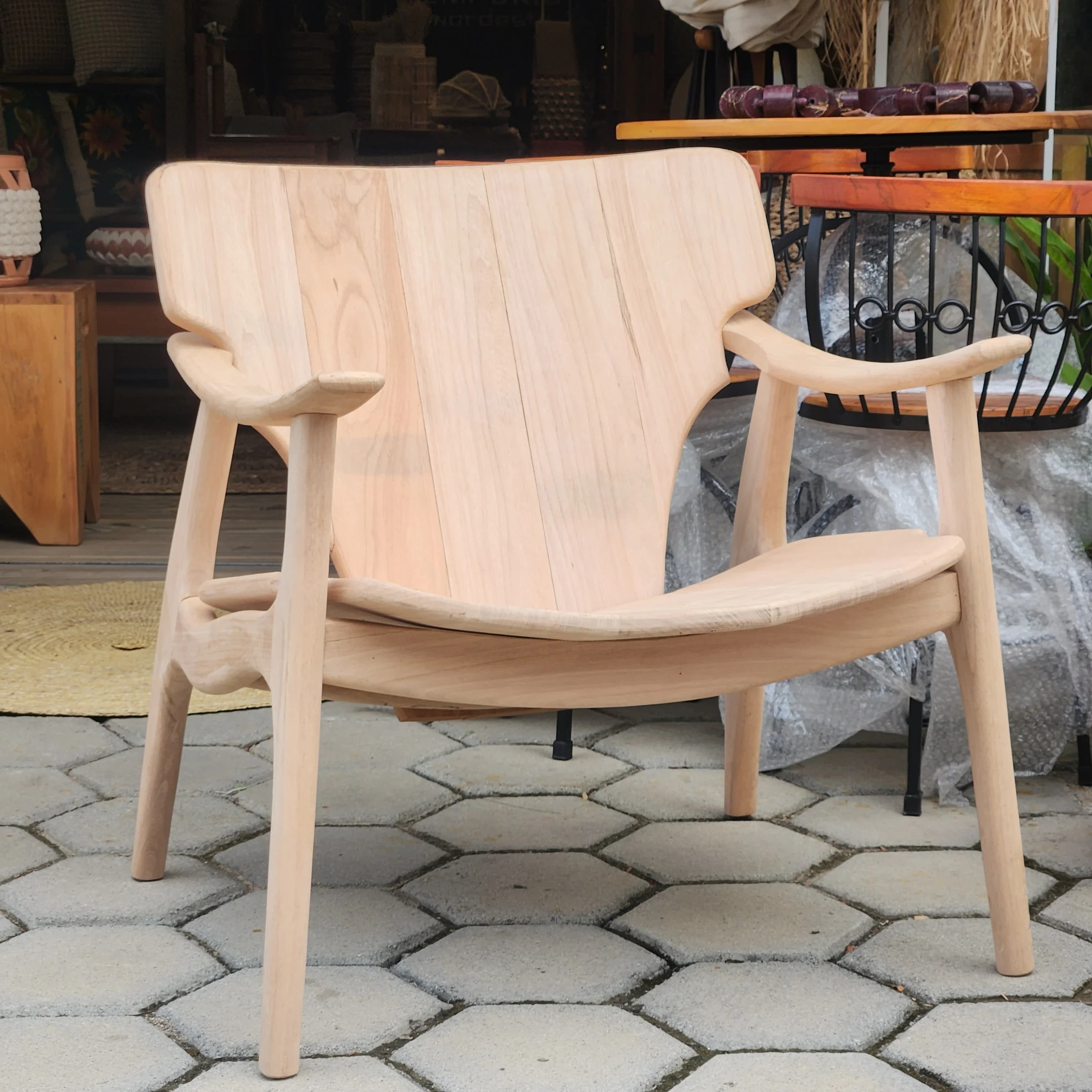 Poltrona Diz Sergio Rodrigues (Releitura).