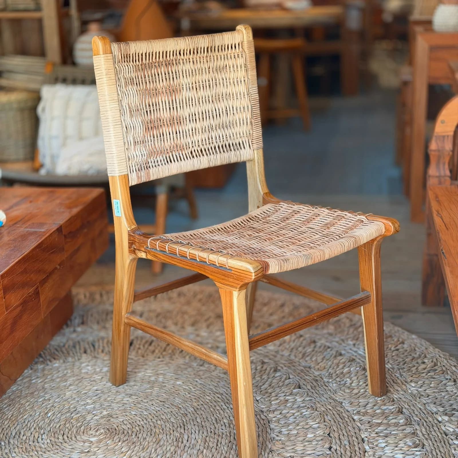 CADEIRA DE CIPÓ/TECA