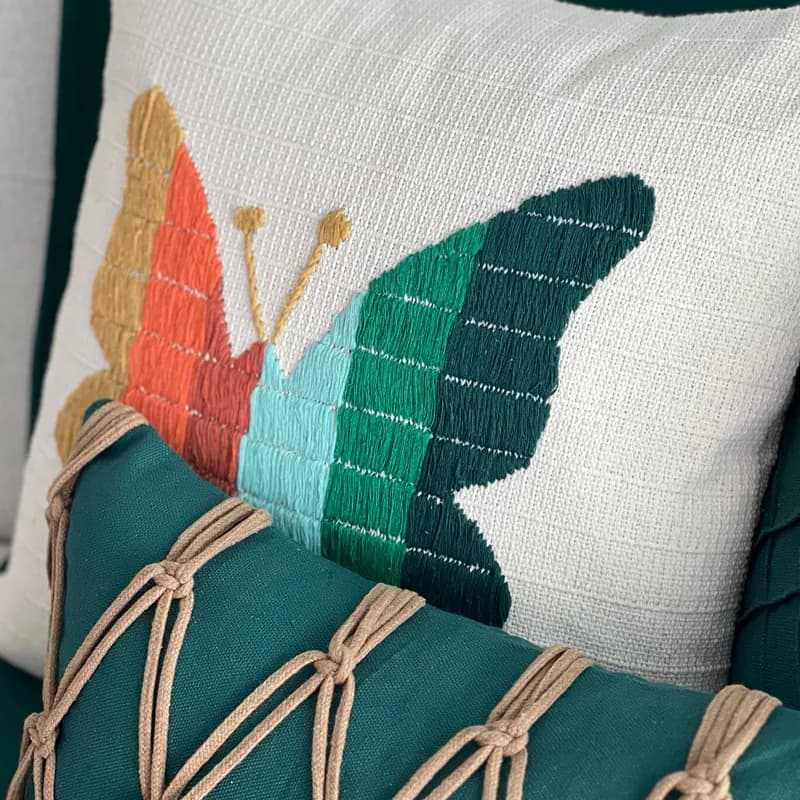 capa_de_almofada_butterfly_colors_50x50_1589_3_b962af6ee79b79a13524ba9f3d1b6849.webp