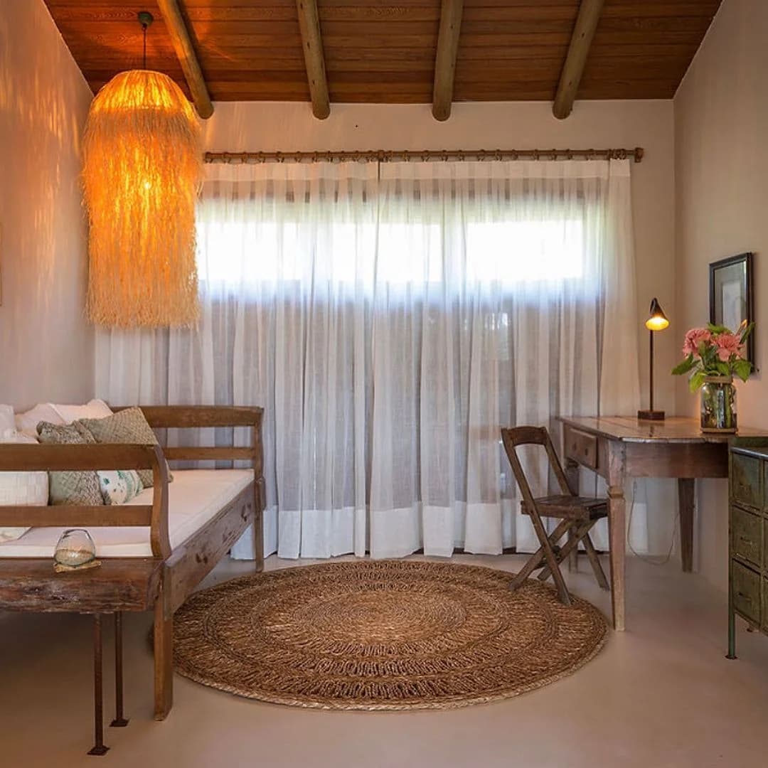 Luminária Cabeluda Palha da costa.