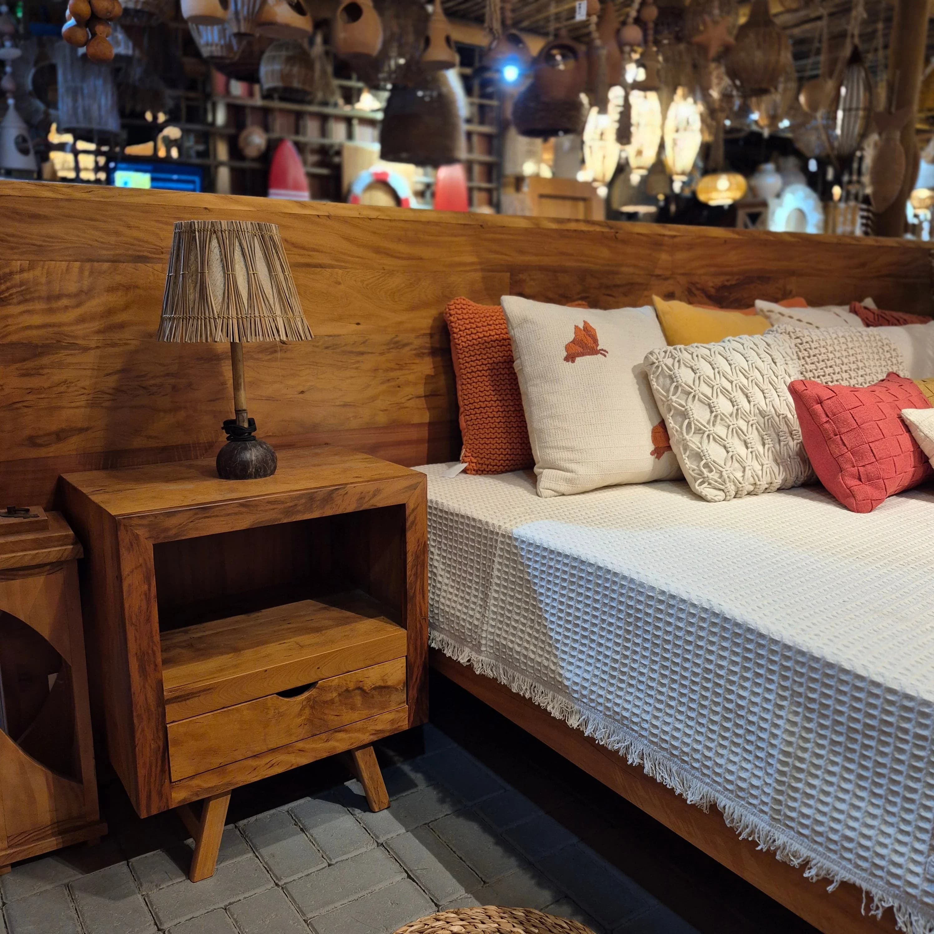 Cabeceira de Madeira Peroba. 2,5m