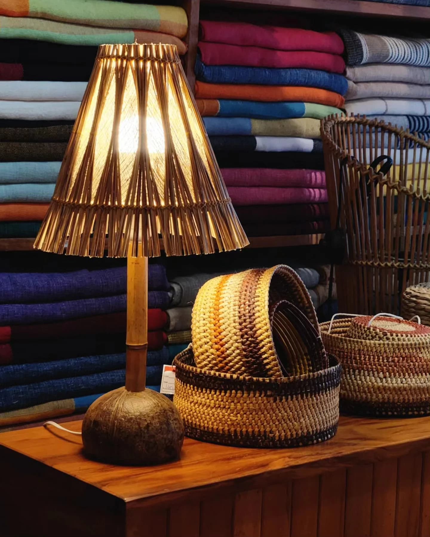 Abajur Havaí - Talisca de Coco.