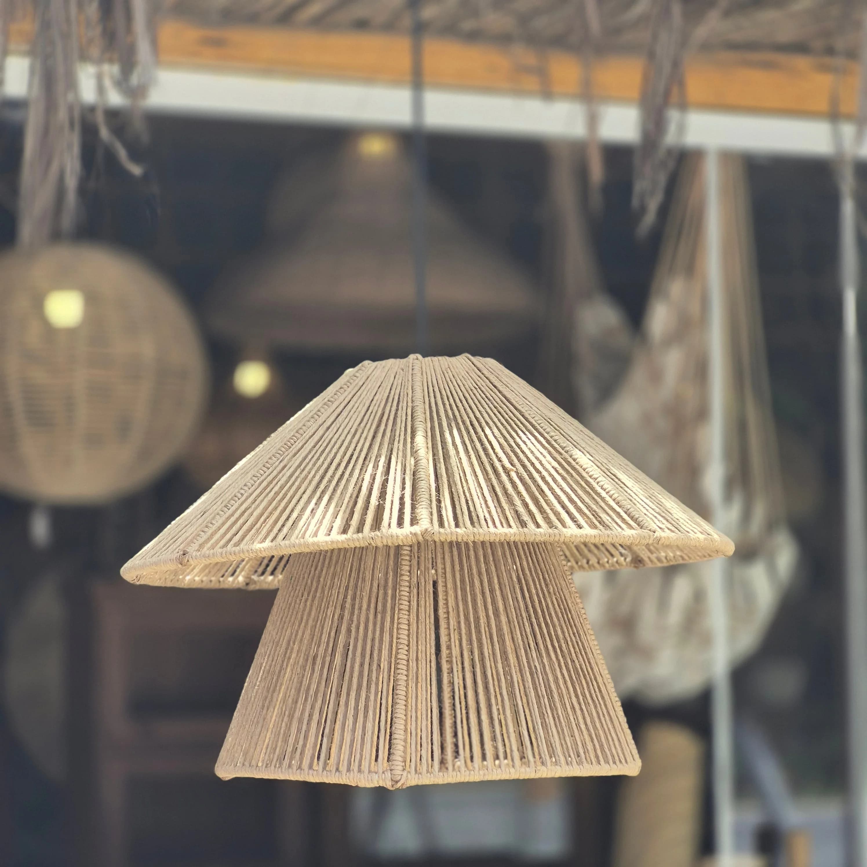 Luminária Rami Chapéu Duplo PS-27 46cmx37cm