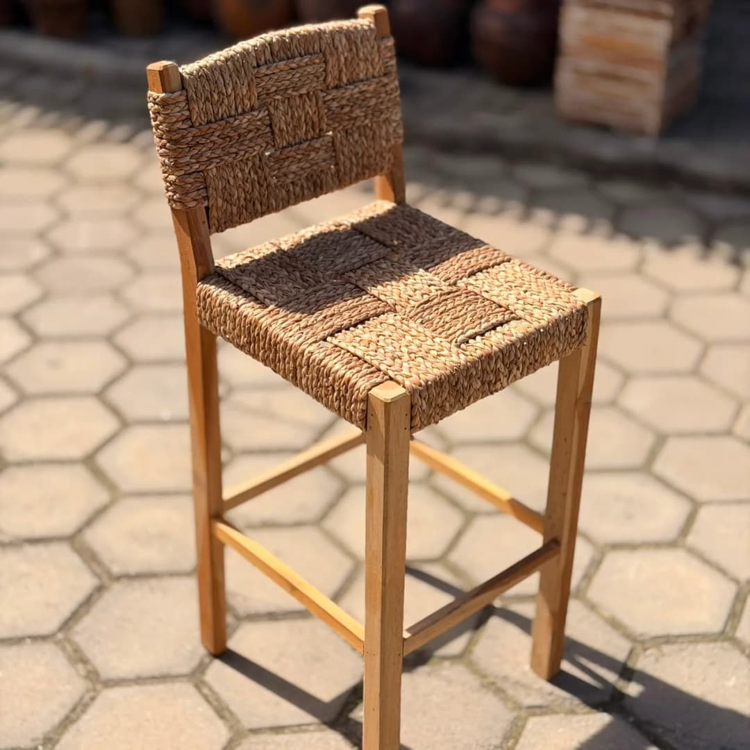 Banqueta Alta De Taboa Trançada