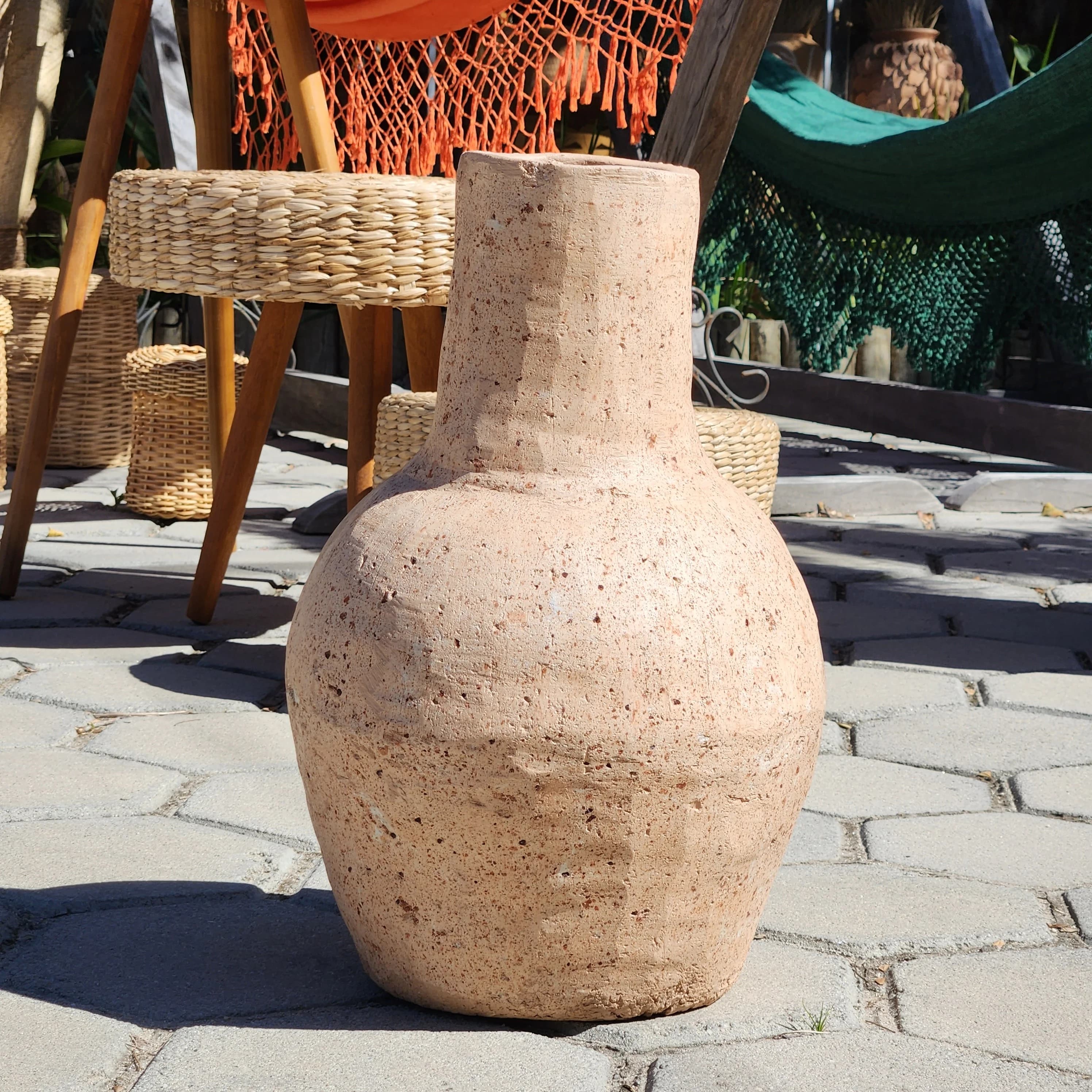 Vasos e Potes de Barro