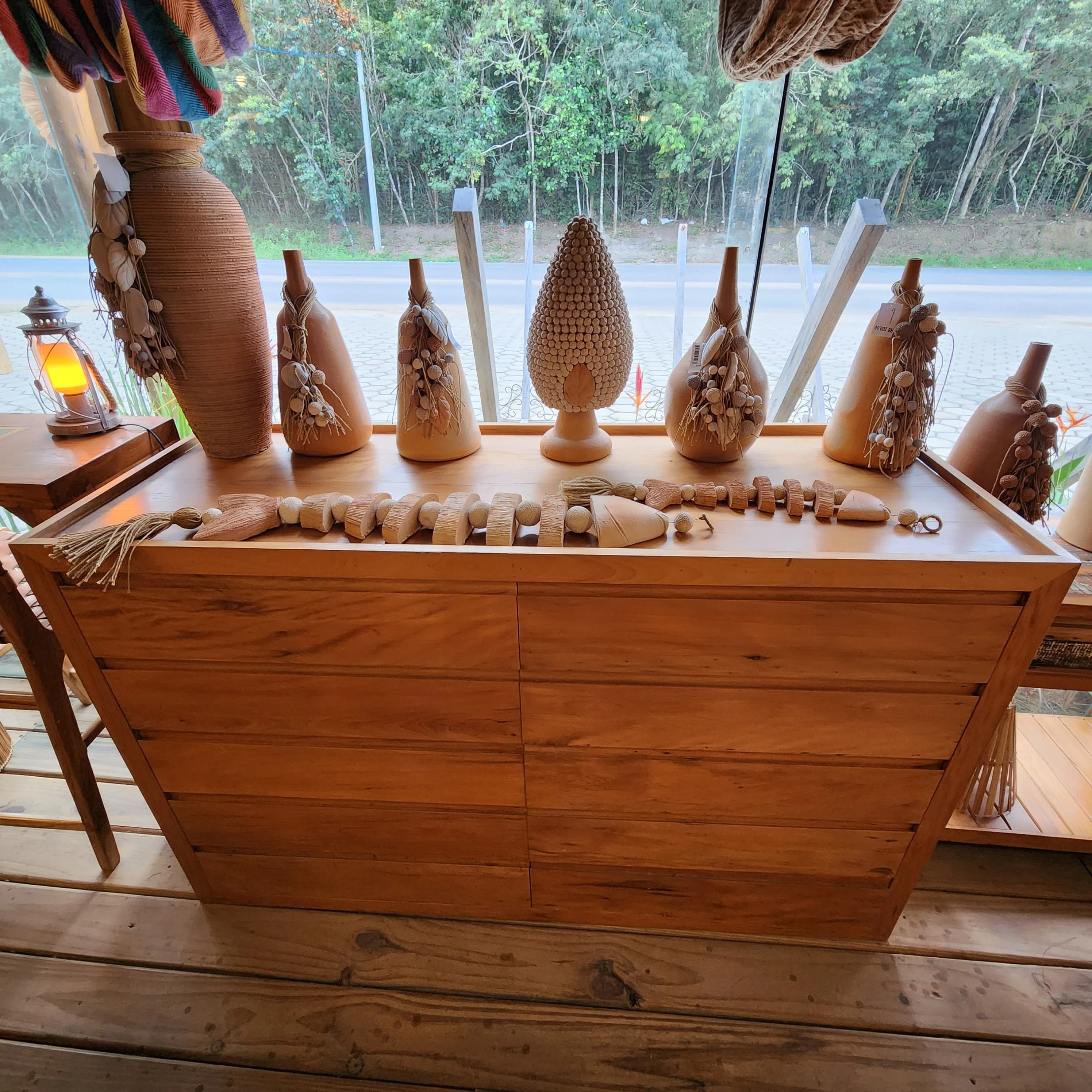 Cômoda 10 Gavetas Peroba Rosa.