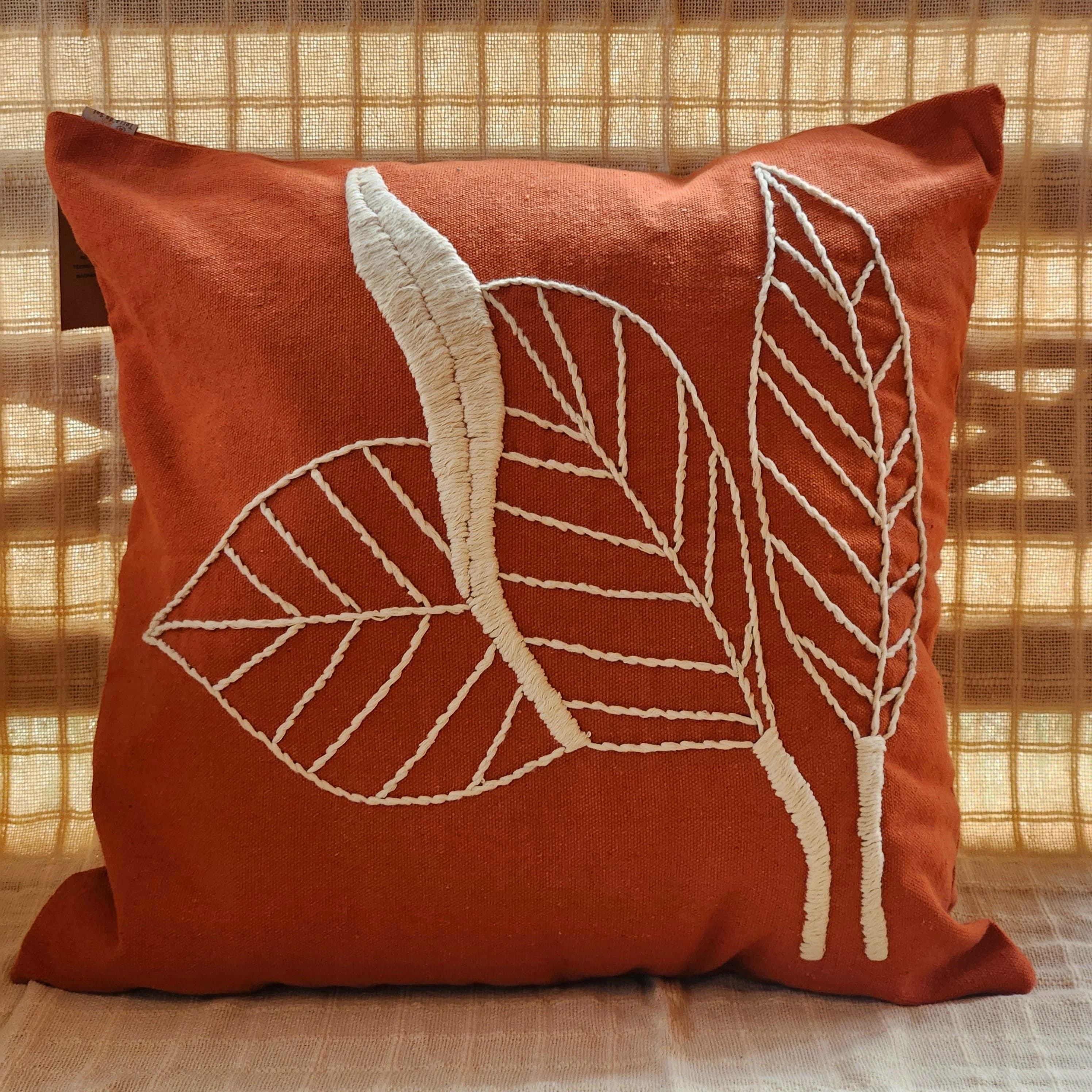 Capa de Almofada Bordado Botânica 50x50.