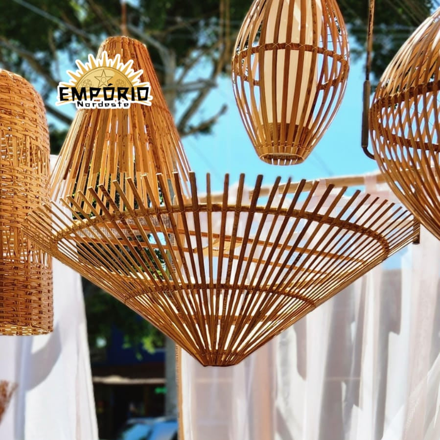 Luminária Chapéu invertido.