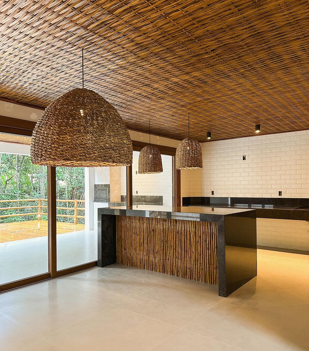 Luminária Gigante Taboa