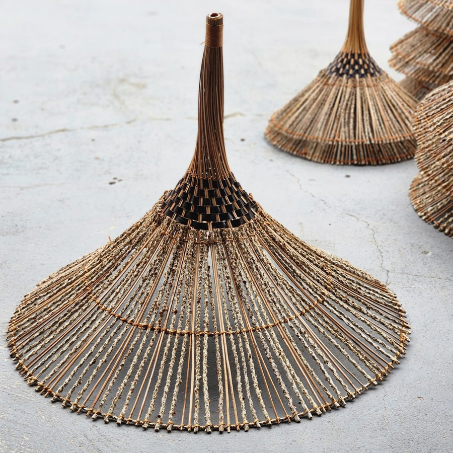 Luminária Chapéu Açaí