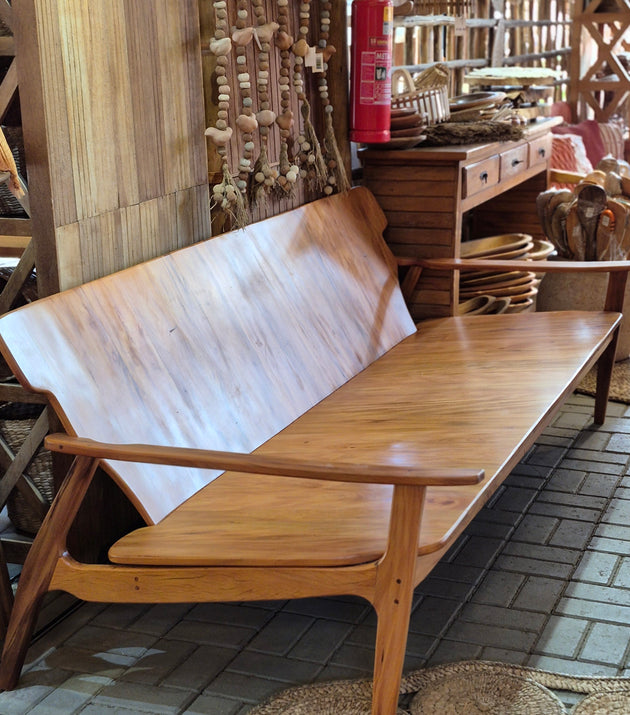 Sofá Diz Peroba Rosa