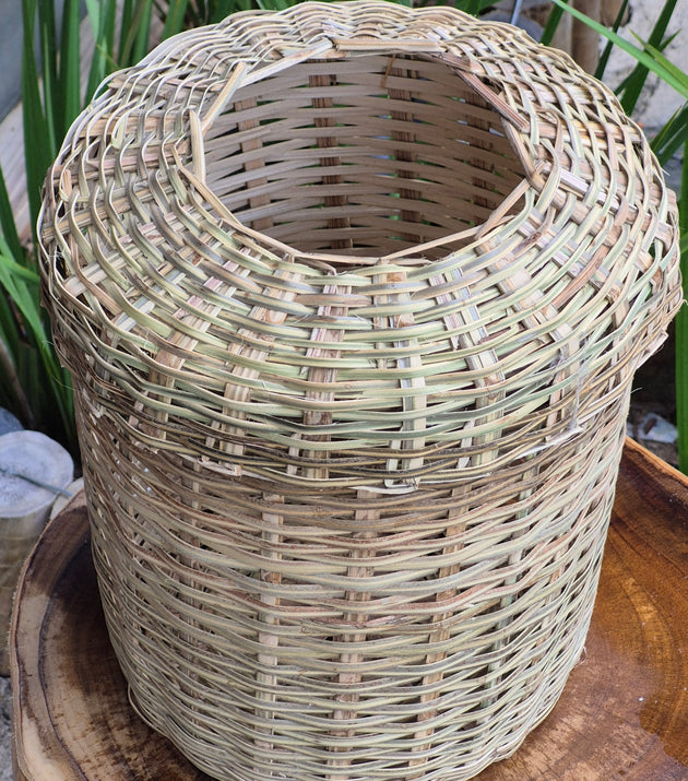 Lixeira Natural Fibra de Dendê.