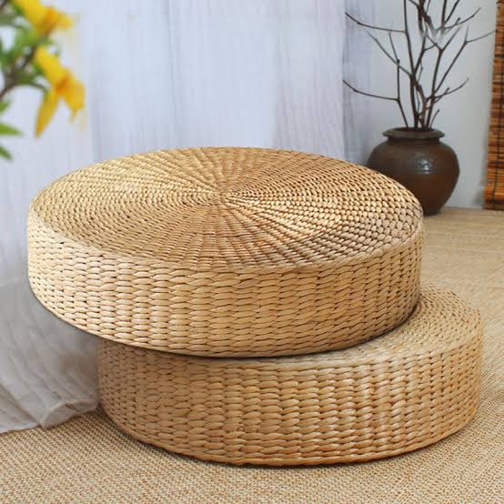 Puff/Mesinha de Taboa.