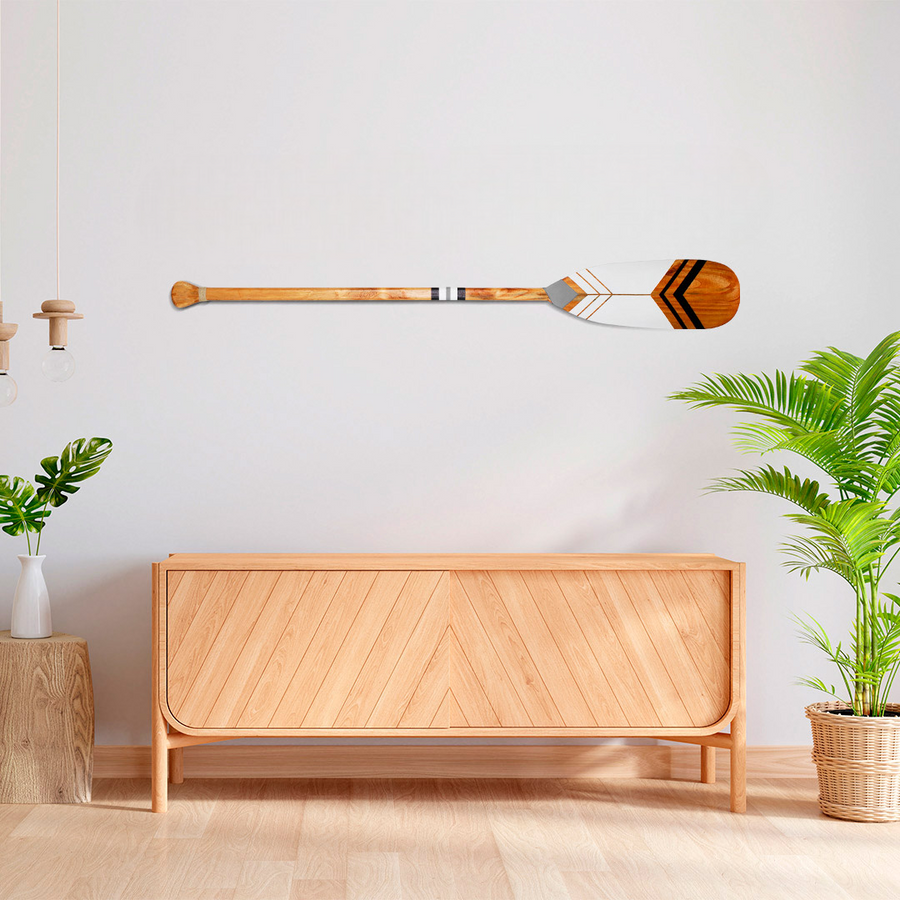 Remo Decorativo Tribal Artesanal em Madeira Natural: Design Exclusivo e Pintura Manual